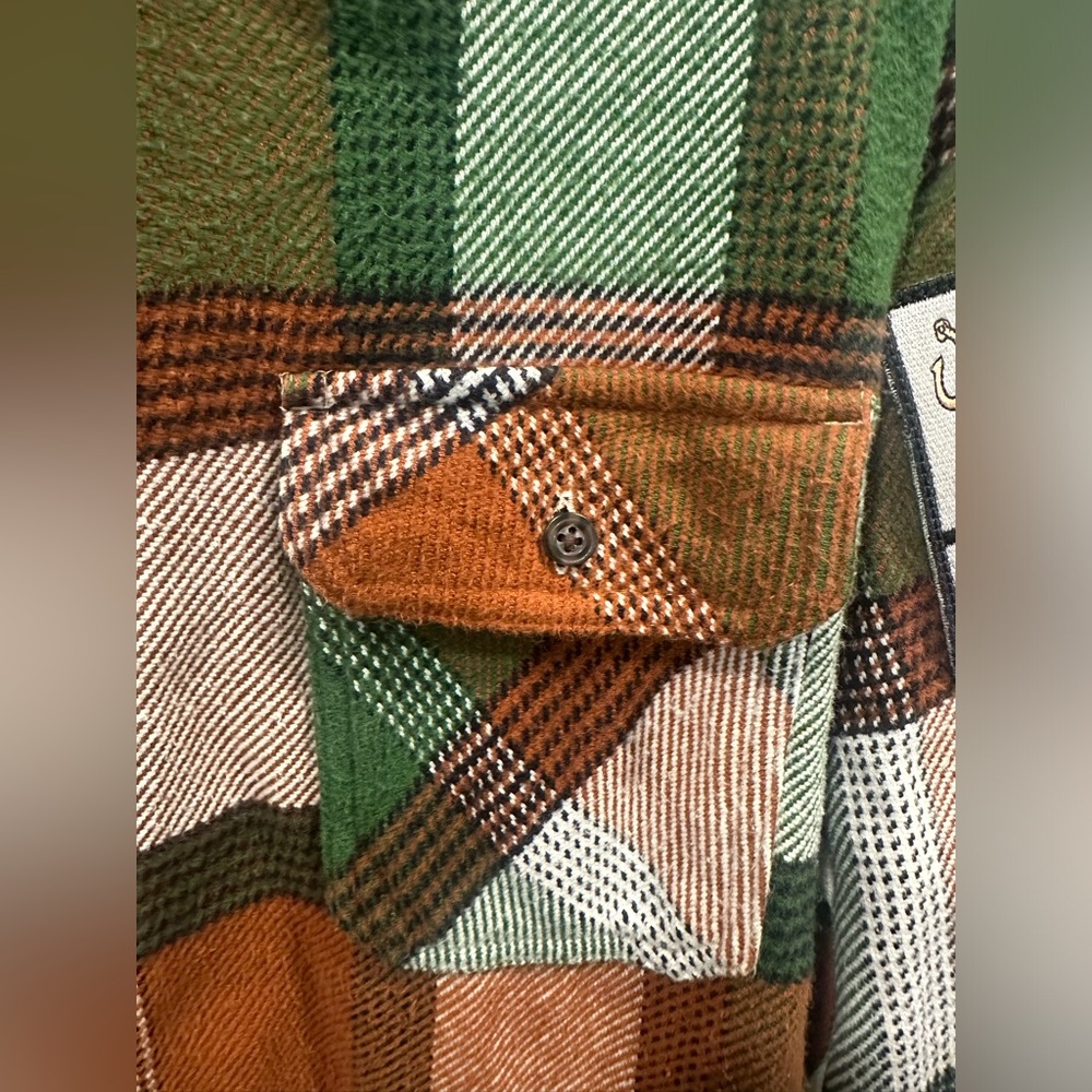Men’s Angry Minnow Hamm’s Beer Fishing Club Brown/ Green Plaid Flannel- 2XL - Picture 11 of 16